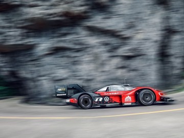 Volkswagen ID.R z kolejnym rekordem